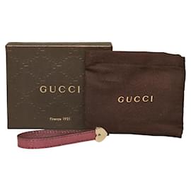 Gucci-Charme de pulseira de couro envernizado 282562-Roxo
