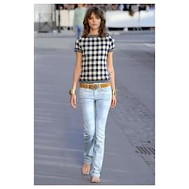 Chanel-Neue Runway-Jeans mit CC-Logo-Stickerei-Blau
