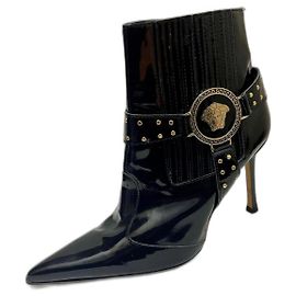 Versace Medusa ankle boot with stiletto heel Black Gold hardware