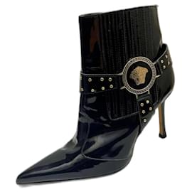 Versace-Medusa ankle boot with stiletto heel-Black,Gold hardware