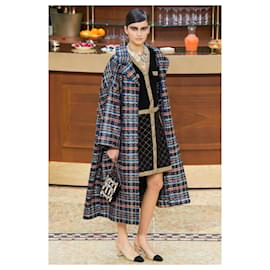 Chanel-8Vestido estilo chaqueta de pasarela de K$ New Coco Brasserie-Negro
