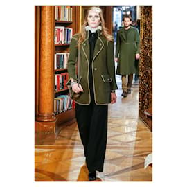 Chanel-8K$ New Paris / Salzburg Runway Tweed Coat-Khaki