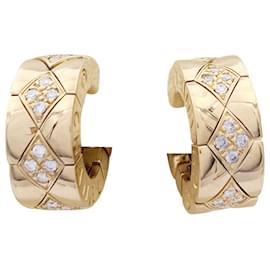 Chanel-Earrings Chanel, “Quilted” in yellow gold and diamonds.-Other