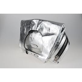 Tom Ford-Silberne futuristische Umhängetasche mit Reißverschluss-Silber