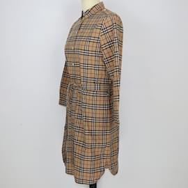 Burberry-Robe chemise beige à carreaux vintage et nouée à la taille-Beige