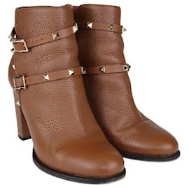 Valentino Hellbraune Rockstud-Stiefeletten mit Blockabsatz Kamel