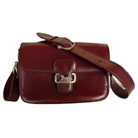 Céline-Triumph-Dark red