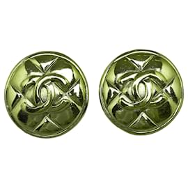 Chanel-Boucles d'oreilles à clip CC en or Chanel-Doré