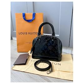 Louis Vuitton-Handbags-Black