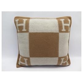 Hermès-HERMES AVALON PM CUSHION IN WOOL & CASHMERE CAMEL WOOL CASHMERE PILLOW-Other