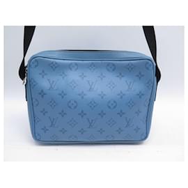 Louis Vuitton-LOUIS VUITTON MESSENGER OUTDOOR M BAG30749 TAIGARAMA LEATHER MONOGRAM BAG-Blue