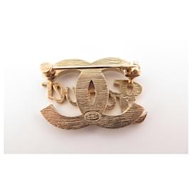 Chanel-BROCHE CHANEL LOGO CC FOREVER EN METAL DORE ET STRASS GOLDEN STEEL BROOCH-Doré