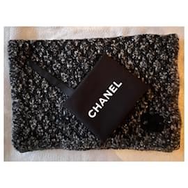 Chanel-Bufandas-Negro