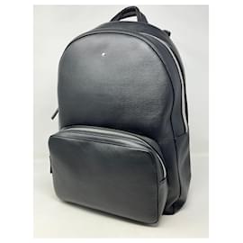 Montblanc-Montblanc Large Meisterstück Soft Grain Black Leather Backpack-Black