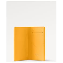 Louis Vuitton-LV Pocket organizador couro novo-Amarelo