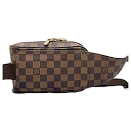 Louis Vuitton-Louis Vuitton-Marrone