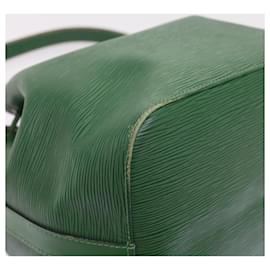 Louis Vuitton-LOUIS VUITTON Epi Petit Noe Shoulder Bag Green M44104 LV Auth 54517-Green