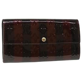 Louis Vuitton-LOUIS VUITTON Vernis Rayure Portefeiulle Sarah Wallet Red M91716 LV Auth 55262-Red