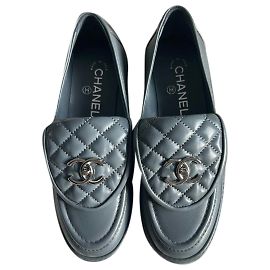 Mocasines Lock Chanel 36 Gris
