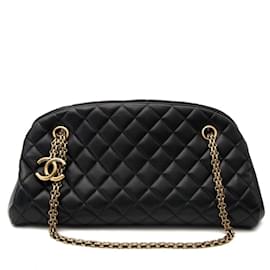 Chanel-Bolso Mademoiselle Chanel-Negro