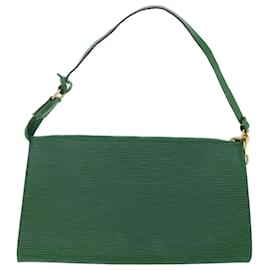 Louis Vuitton-LOUIS VUITTON Epi Pochette Accessoires Pochette Vert M52984 Auth LV 55128-Vert