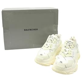 Balenciaga-Balenciaga Triple S Sneakers Allover-Logo aus weißem Polyurethan-Andere
