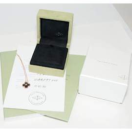 Van Cleef & Arpels-18Pendentif Onyx Alhambra Vintage en Or k-Doré