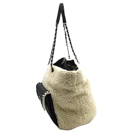 Chanel-Chanel White Mouton Drawstring Tote Bag-White