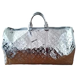 Louis Vuitton-SELTENE Louis Vuitton Keepall Tasche 55 Monogrammspiegel-Silber