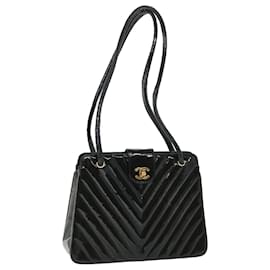 Chanel-CHANEL V Stitch Turn Lock Shoulder Bag Patent leather Black CC Auth 54998-Black