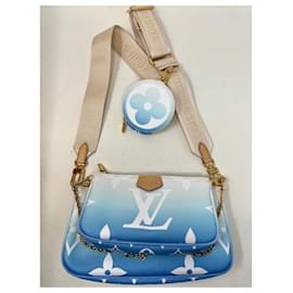 Louis Vuitton-Bolso multibolsillo azul con monograma gigante de verano junto a la piscina de Louis Vuitton-Blanco,Beige,Azul claro