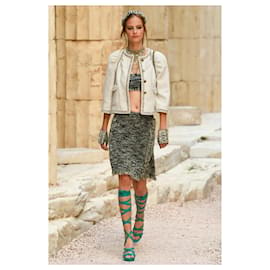 Chanel-Nova Paris / Casaco de Tweed Preto Grécia-Preto