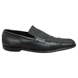 Mocassini Gucci P in pelle nera 45 FR Nero