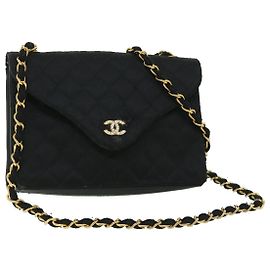 CHANEL Borsa a Spalla Matelassé con Catena Satin Nero Oro CC Auth bs8554 Nero D'oro