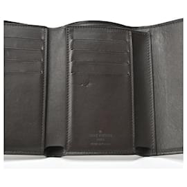 Louis Vuitton-Louis Vuitton Capucines-Beige