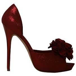 Alexander McQueen Blumen-Corsage-Pumps aus rotem Leder Rot