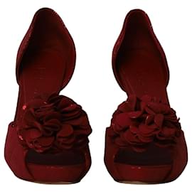 Alexander Mcqueen-Zapatos de tacón con ramillete floral de Alexander McQueen en cuero rojo-Roja