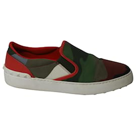 Valentino Garavani-Valentino Camouflage Print Rockstud Low Top Sneakers in Multicolor Canvas-Other,Python print