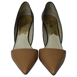Michael Kors-Zapatos de tacón D'Orsay de dos tonos Julieta de Michael Kors en cuero marrón y negro-Castaño