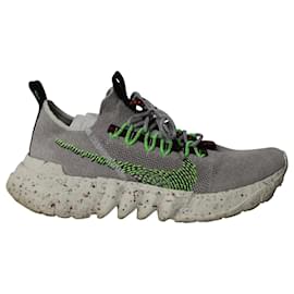 Nike-Nike Space-Hippie 01 Elektrisches Grün in grauem Nylonnetz-Grau