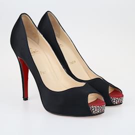 Christian Louboutin-CHRISTIAN LOUBOUTIN Heels T.EU 37.5 Cloth-Black