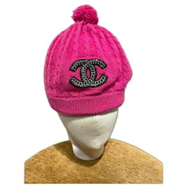 Chanel-Hüte-Pink