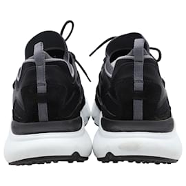 Tod's-Tod's Low Top Sneakers in Black Leather-Black