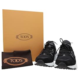 Tod's-Tod's Low Top Sneakers in Black Leather-Black