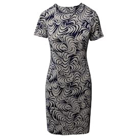 Diane Von Furstenberg-Diane Von Furstenberg Short Sleeved Midi Shift Dress in Blue Silk-Navy blue