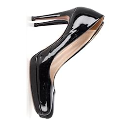 Prada-Zapatos de tacón Prada con punta redonda en charol negro-Negro