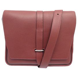 Hermès NOVA BOLSA HERMES STEVE LIGHT JUNIOR TOGO BOLSA DE COURO BORDEAUX Bordeaux