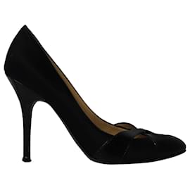 Fendi-Zapatos de tacón con abertura de charol Fendi en satén negro-Negro