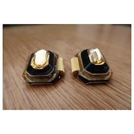 Pierre Cardin-Pendientes antiguos de Pierre Cardin-Gold hardware