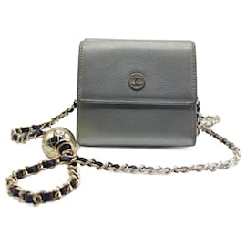 Chanel-Chanel Wallet on chain Gray leather.-Silvery